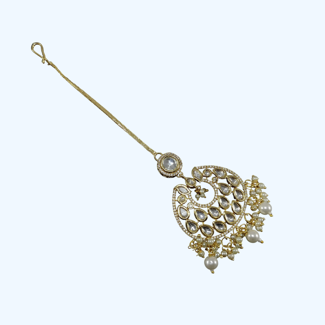 Pearl Kundan Mangtika