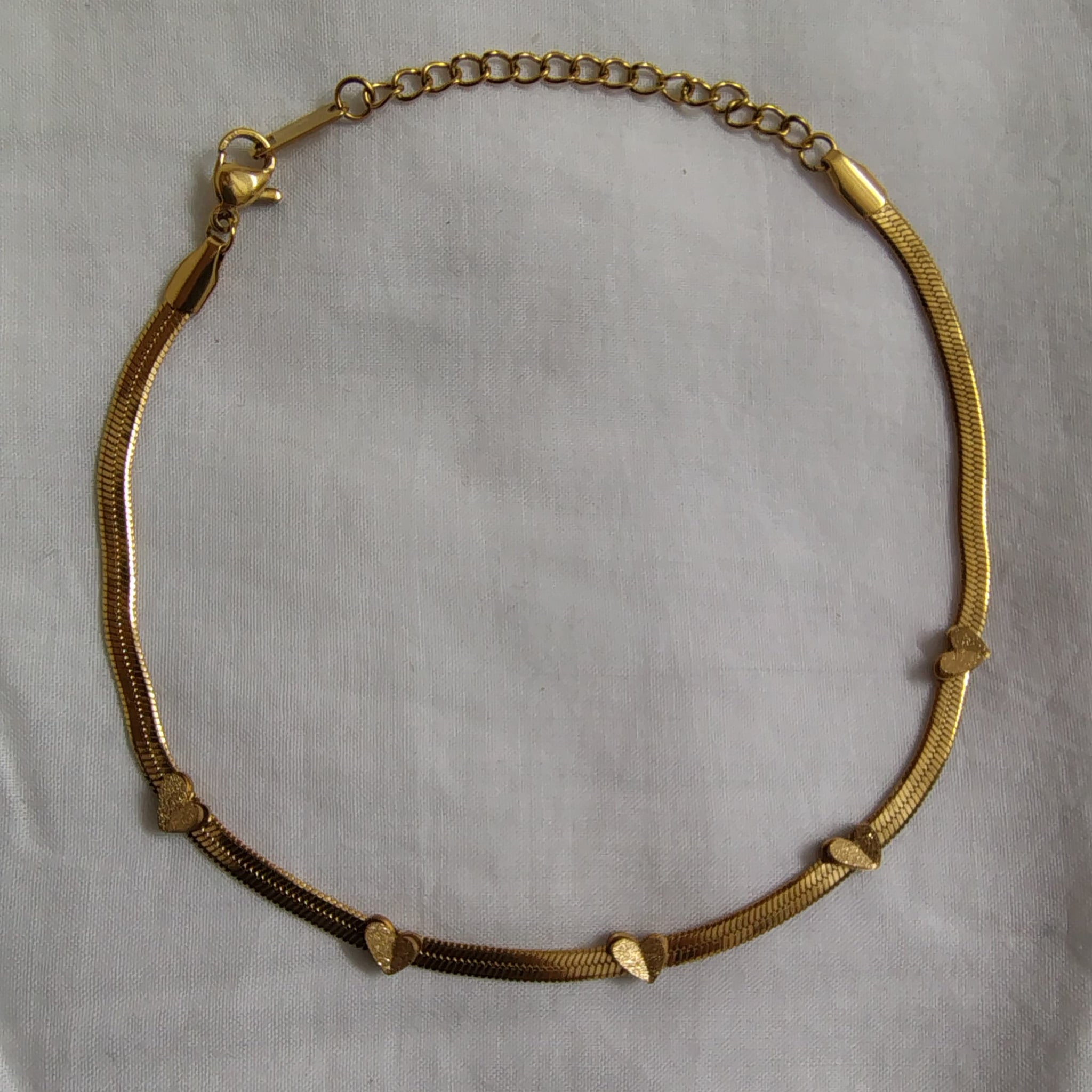 Sleek Heart Chain Necklace