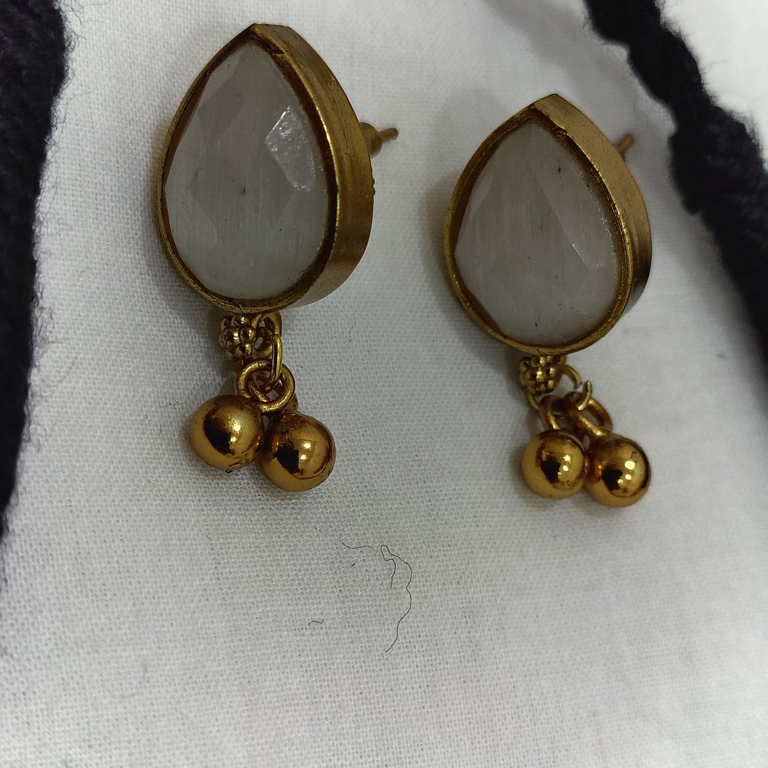 Antique Gold Animal Motif Necklace Set