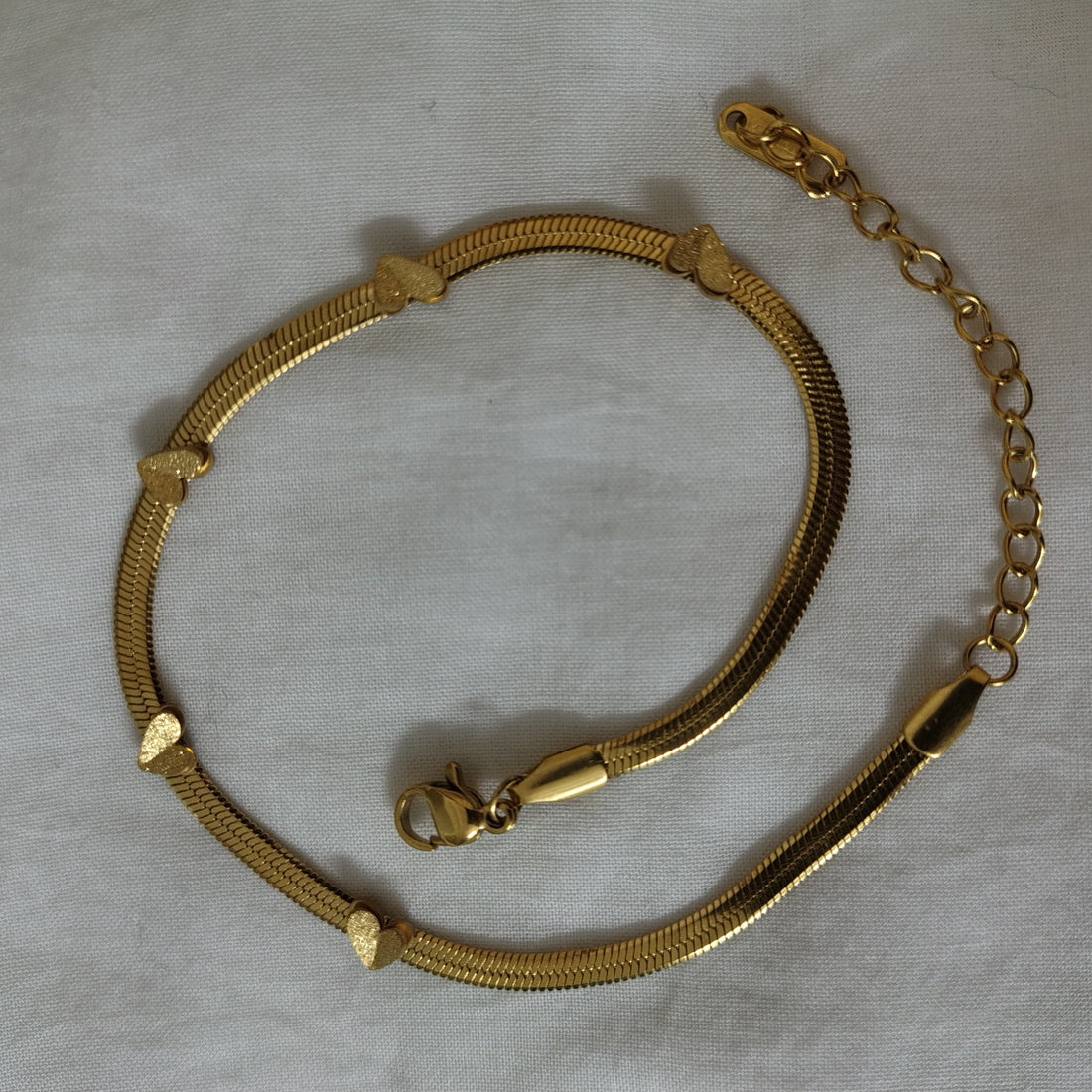 Sleek Heart Chain Necklace